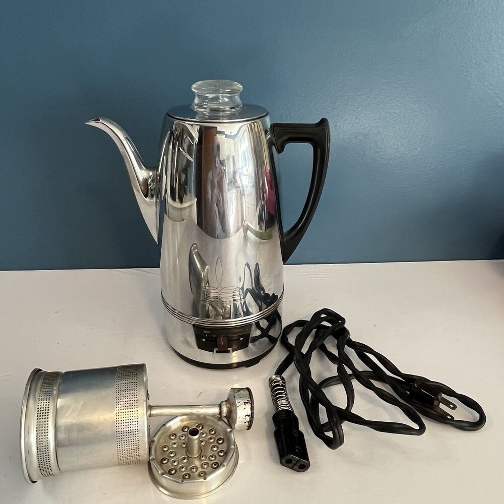 Universal Coffeematic Percolator 8 Cup EA-4428 Vintage Chrome Etched Design